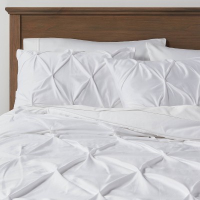 White Pinched Pleat Comforter Set (Full/Queen) 3pc - Threshold™