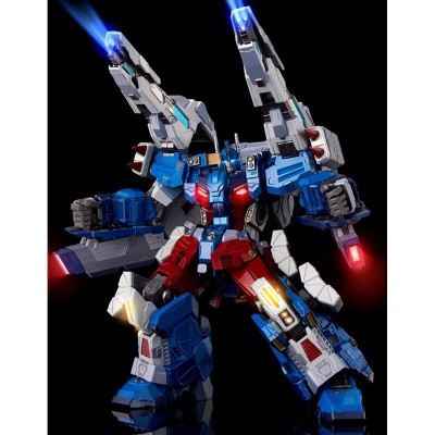 Ultra Magnus | Transformers Kuro Kara Kuri | Flame Toys 0