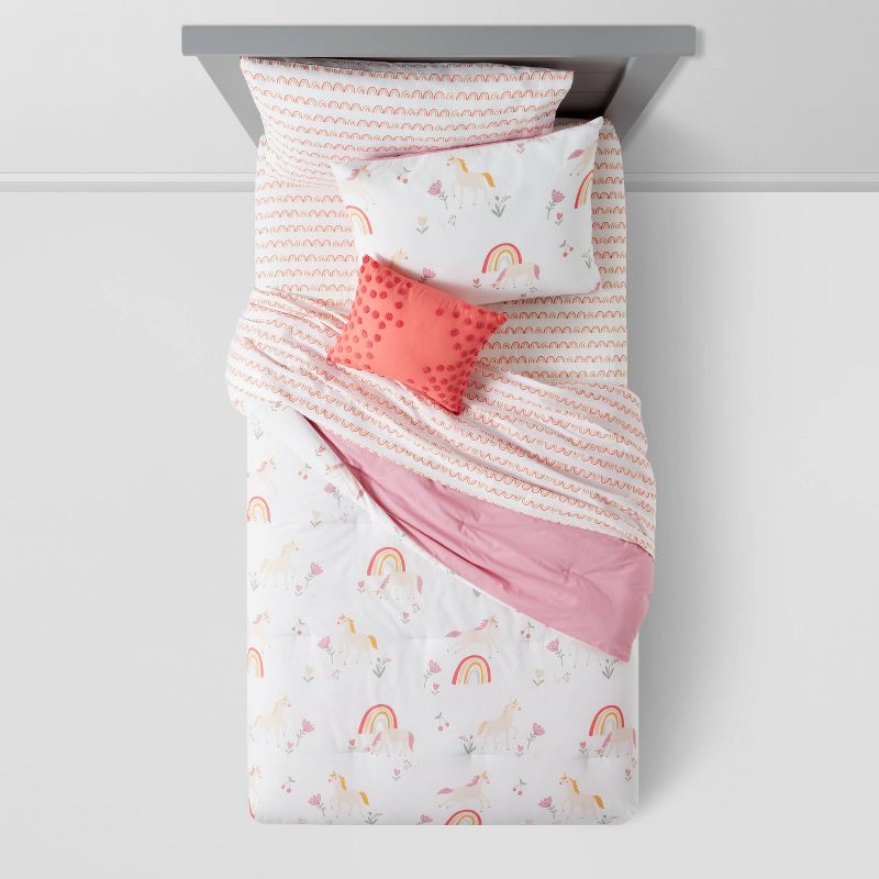 Unicorn Kids' Bedding Set with Sheets - Pillowfort™, 3 of 10