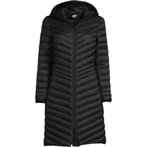 Essentials Women's Lightweight Water-Resistant Hooded Puffer Coat, Black, Large
