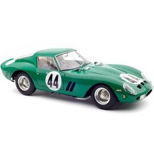 Ferrari 250 GTO #44 David Piper "GP Silverstone" (1963) Limited Edition to 2000 pieces Worldwide 1/18 Diecast Model Car by CMC - 1 of 4