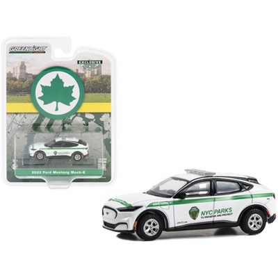 2023 Ford Mustang Mach-E White w/Green "NYC Dept of Parks & Recreation" "Hobby Exclusive" 1/64 Diecast Model Car by Greenlight