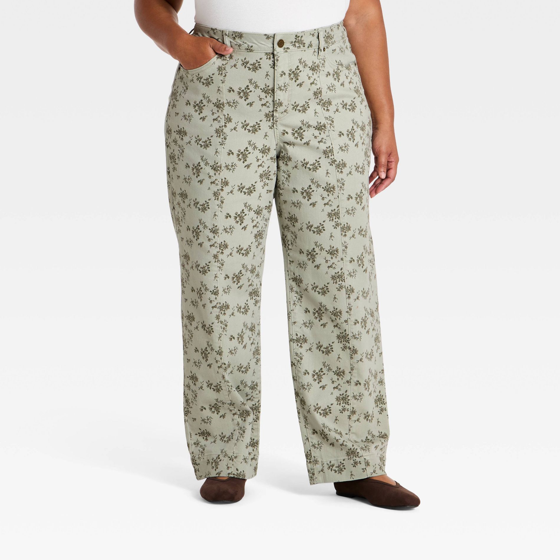 Women's Plus Straight Leg Twill Floral Print Pant - Ava & Viv™ Olive Green