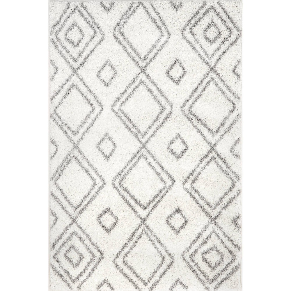 5'3inx7'6in Iola Easy Shag Area Rug White - nuLOOM