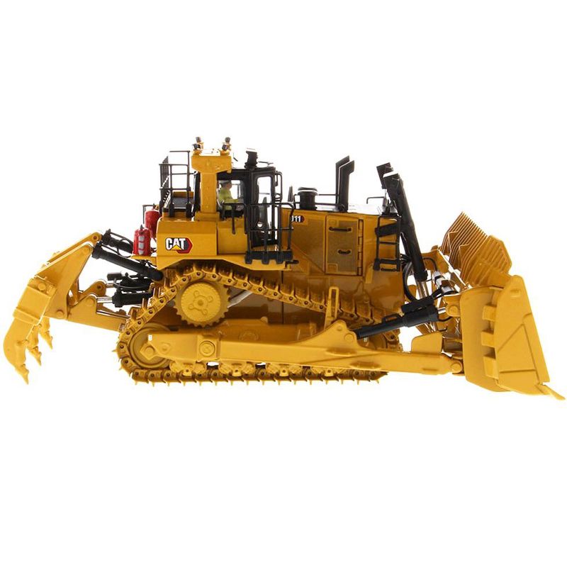 CAT Caterpillar D11 Fusion Track-Type Tractor Dozer with Operator "High Line" Series 1/50 Diecast Model  by Diecast Masters, 2 of 5