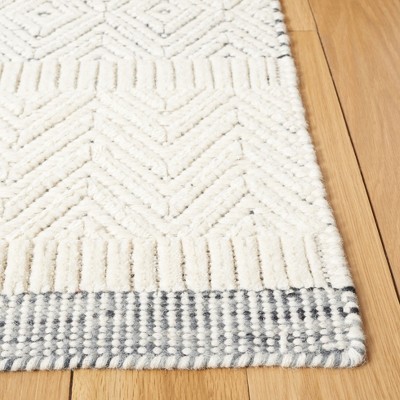 Ivory Hand-Tufted Wool and Synthetic Runner Rug