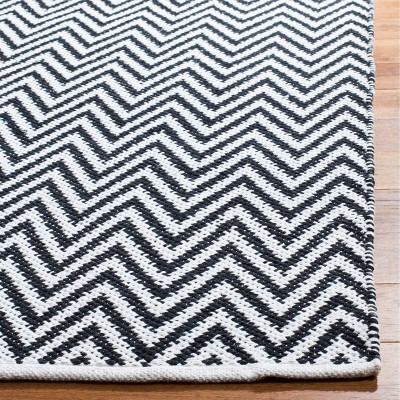 Montauk Black and Ivory Handwoven Cotton Area Rug 3' x 5'