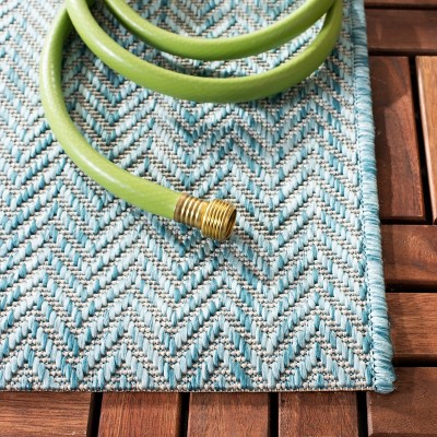 Aqua and Grey Round Synthetic Easy-Care Outdoor Rug 24"