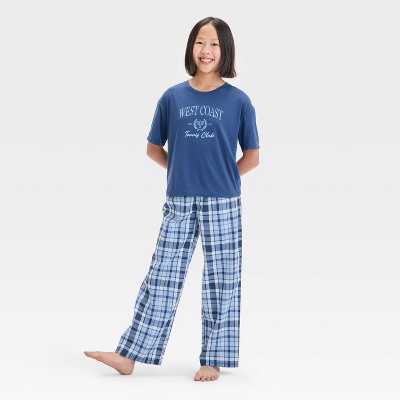 Girls' Short Sleeve Graphic T-Shirt and Pants Pajama Set - art class™