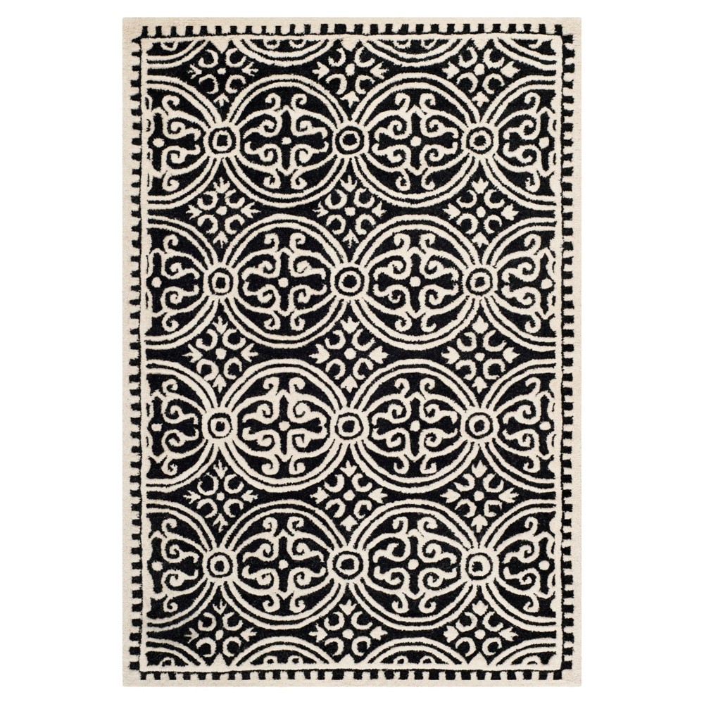 Black/Ivory Geometric Tufted Area Rug 5'X8' - Safavieh