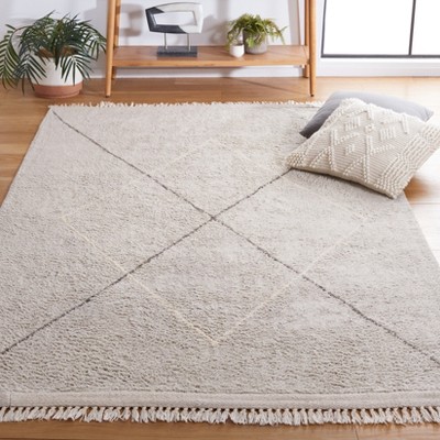 Grey and Ivory Hand-Knotted Washable Area Rug, 5' x 8'