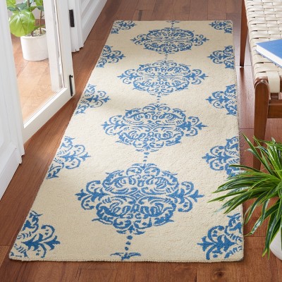 Ivory and Blue Hand-Knotted Wool Medallion Rug, 2' 6" x 4'