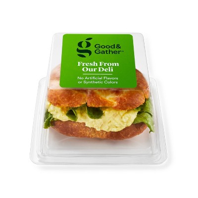 Devilled Egg Sandwich on Croissant - 5.88oz - Good & Gather™