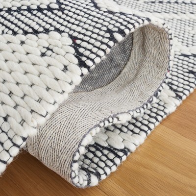 Hand-Knotted Vermont Elegance Wool 6'x6' Square Rug in Ivory/Black