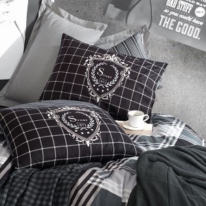 Sussexhome Masculine Collection Duvet Cover Set | Red, Full Size Duvet Cover, 1 Duvet Cover, 1 Fitted Sheet and 2 Pillowcases - 1 of 4