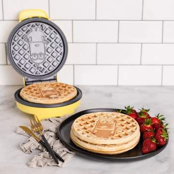Animal Mini Waffle Maker- Makes 7 Fun, Different Shaped Pancakes – Electric  Non-stick Waffler – Casazo