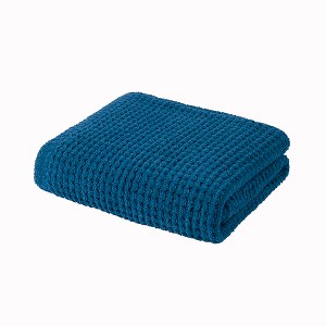 Gracie Mills Dorian Waffle Weave Solid Chenille Throw - 1 of 4