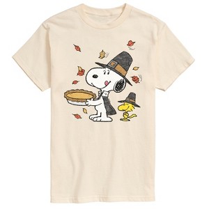 Men's - Peanuts - Snoopy and Woodstock Thanksgiving Pie Short Sleeve Graphic T-Shirt - 1 of 4