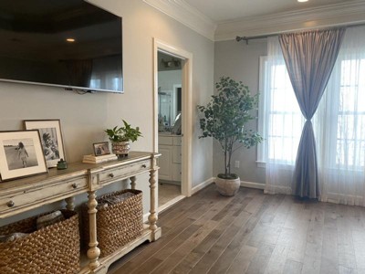Guest review image 1 of 1, zoom in