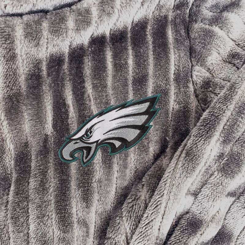 NFL Philadelphia Eagles Ribbed Silk Touch Robe, 2 of 4