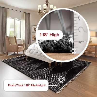 Black and White Braided Oval Shag Rug