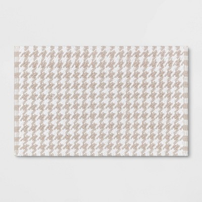 Houndstooth Bath Rug Beige - Threshold™