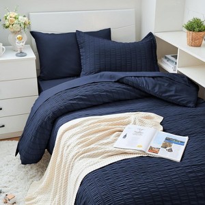 Bed in a Bag 7 Pieces Comforter Set for All Season - 1 of 4