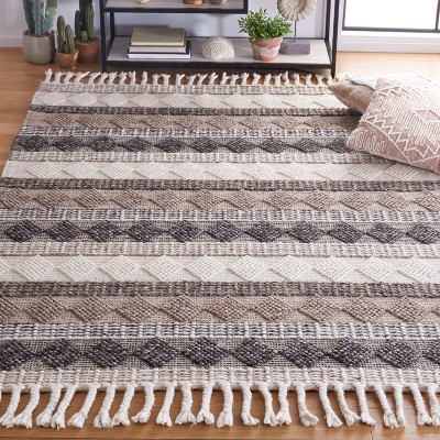 Ivory and Black Flat Woven Wool Area Rug, 8' x 10'