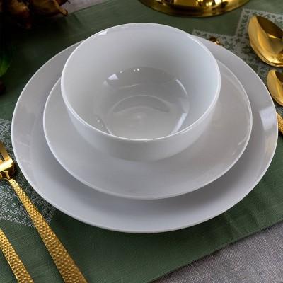 18-Piece White Porcelain Luna Dinnerware Set for 6