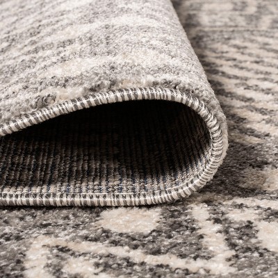 Gray and Cream Geometric Stripe 3' x 5' Area Rug