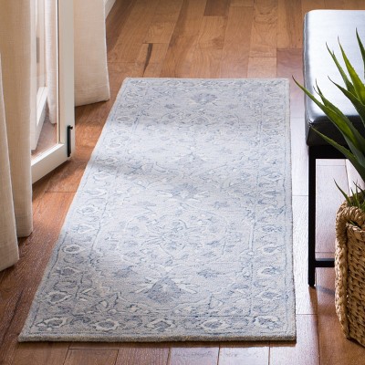 Ivory and Light Blue Hand-Tufted Wool Rug, 2' 6" x 4'