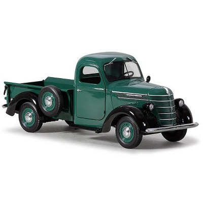 1938 International D-2 Pickup Truck IH Green / Black 1/25 Diecast Model by First Gear