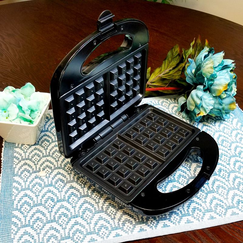 Better Chef Waffle Maker in Black, 5 of 8
