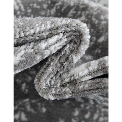 Grand Sofia Distressed Gray and Ivory 9' x 12' Synthetic Area Rug
