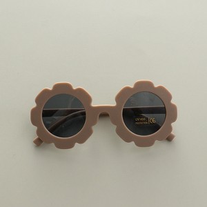 MyKids-Usa Kids Boy And Girl Flower Frame Shape Cute Fashion Sunglasses - 1 of 4