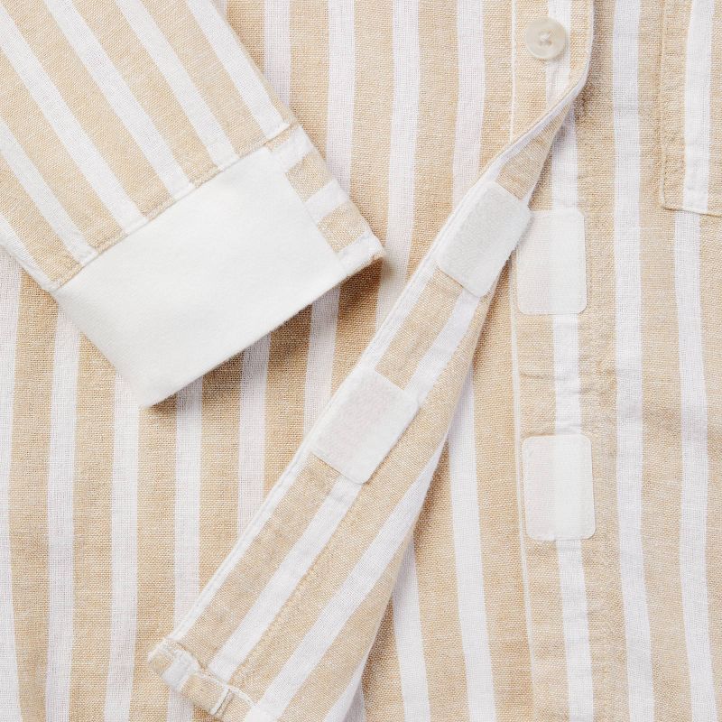 Women's Long Sleeve Adaptive Button-Down Shirt - Universal Thread™, 4 of 8