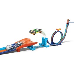 Hot Wheels Ultra Hots Sto & Go Trackset : Target