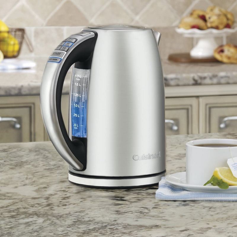 Cuisinart CPK-17FR 1.7 Liter Cordless Electric Kettle, Silver - Certified Refurbished, 3 of 4