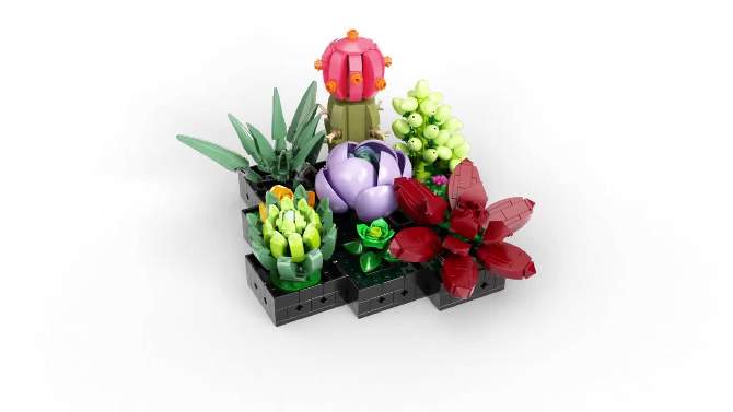 LEGO Icons Succulents Plants and Flowers Set  10309, 2 of 14, play video