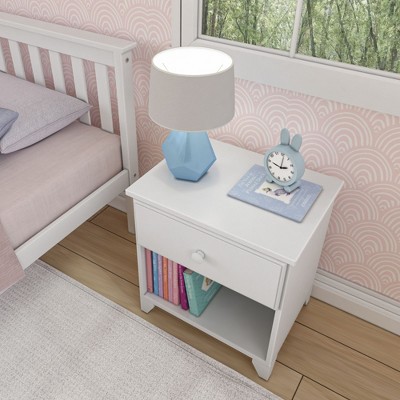 White Solid Wood Kids Nightstand with 1 Drawer