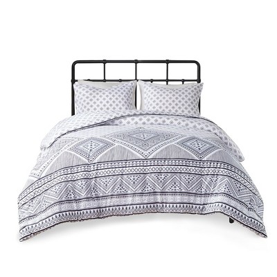Gracie Mills Johnny Adaptable Beauty Reversible Comforter Collection - Full/Queen - Black/White