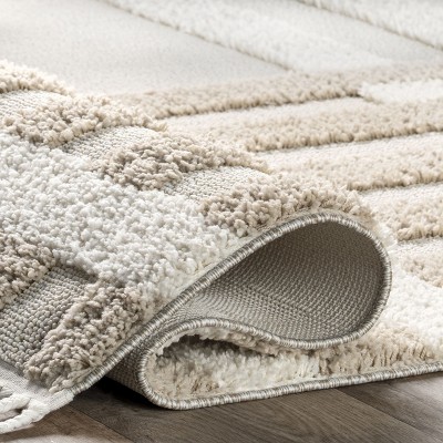 Cordelia Ivory Synthetic 5' x 7'6" Easy-Care Area Rug