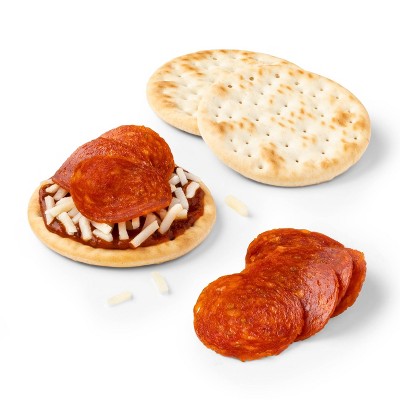 Uncured Pepperoni & Cheese Pizza Lunch Kit - 4.2oz - Good & Gather™