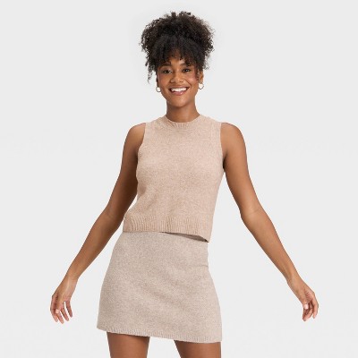Women's Sweater Vest - Universal Thread™