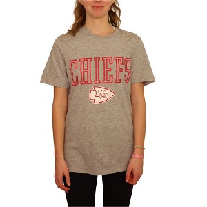 G-III Sports Womens Kansas City Chiefs Graphic T-Shirt - 1 of 4