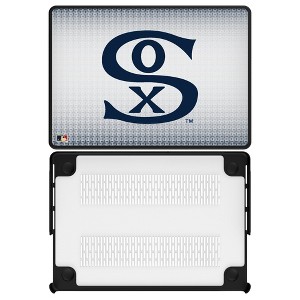 Keyscaper Cooperstown MLB Linen Laptop Case for MacBook Air (15-inch, M2, 2023) / MacBook Air (15-inch, M3, 2024) - 1 of 4