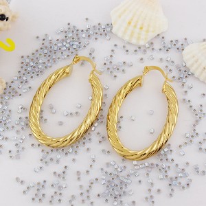 RMZ GOLD NYC 14k Gold Classic Oval Bamboo Hoop Earrings - 1 of 4