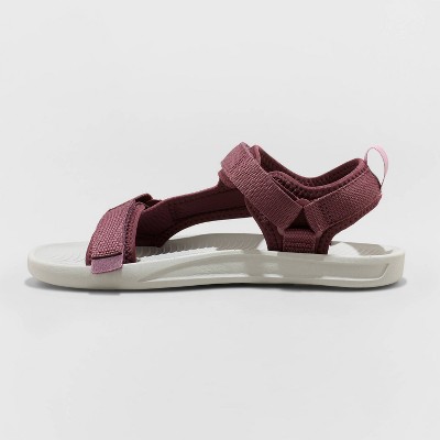 target closed toe sandals
