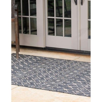 Charcoal Gray Trellis Synthetic 8' x 11'4" Outdoor Rug