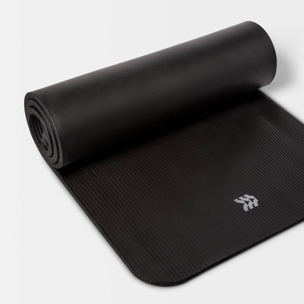 Premium Fitness Yoga Mat 15mm Black - All in Motion